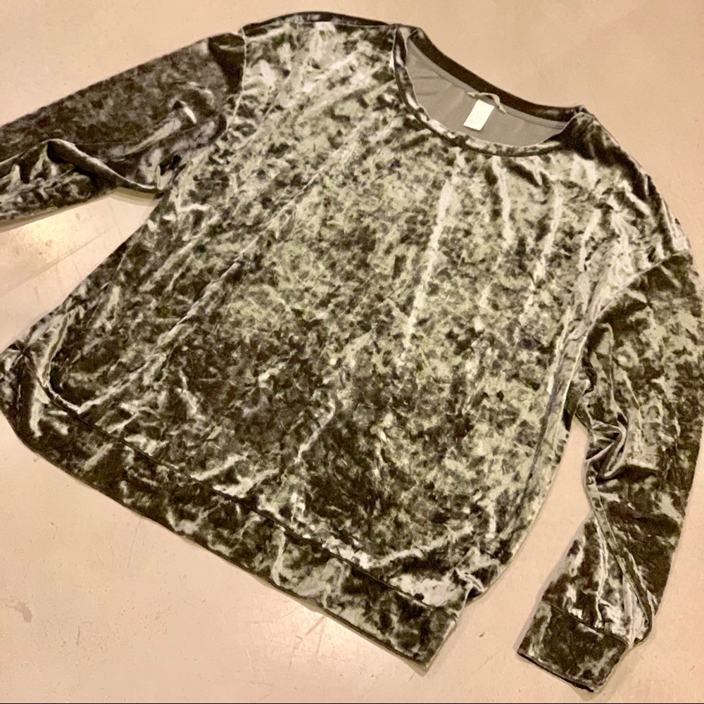 Gorgeous Velvet Top